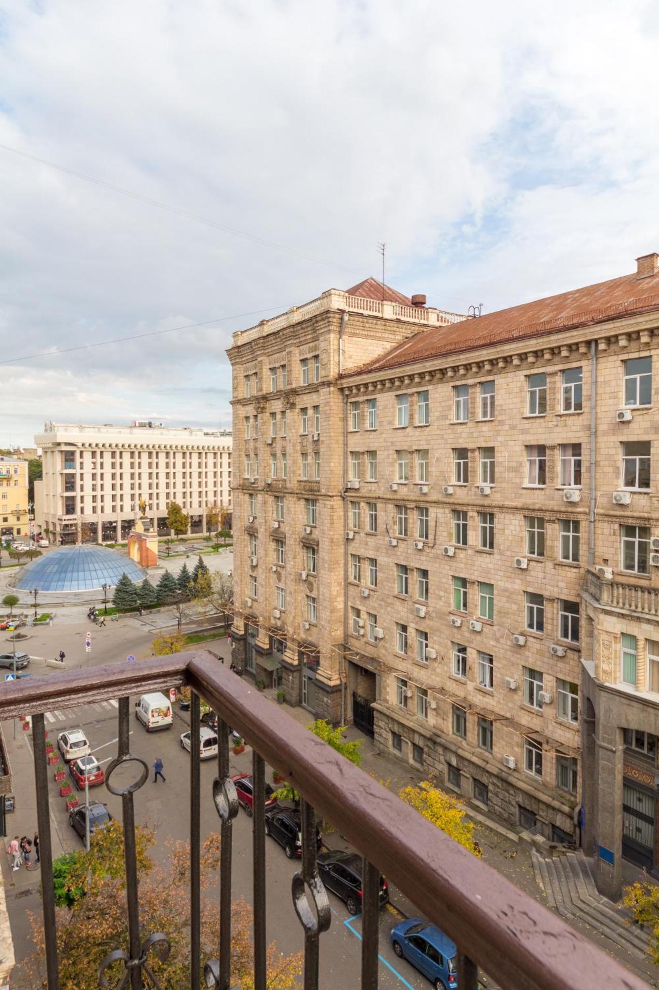 Self Check-In Apartments Maidan Area 基輔 外观 照片